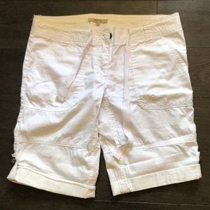 RW&Co button tab Bermuda shorts size 6